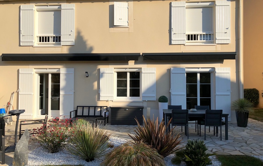 Volets battants classiques &agrave;&nbsp;Saint-Maur-des-Fossés